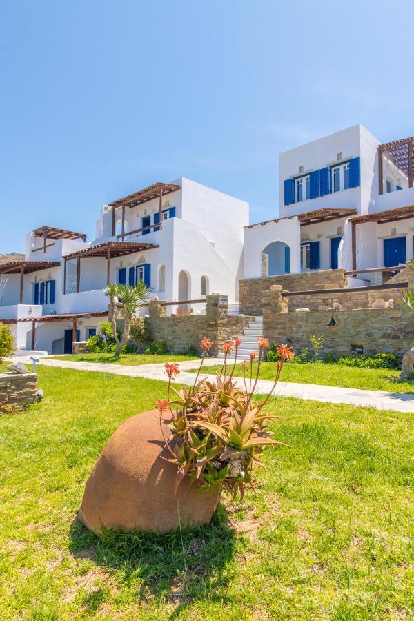 Sail Inn Agios Romanos Exterior foto